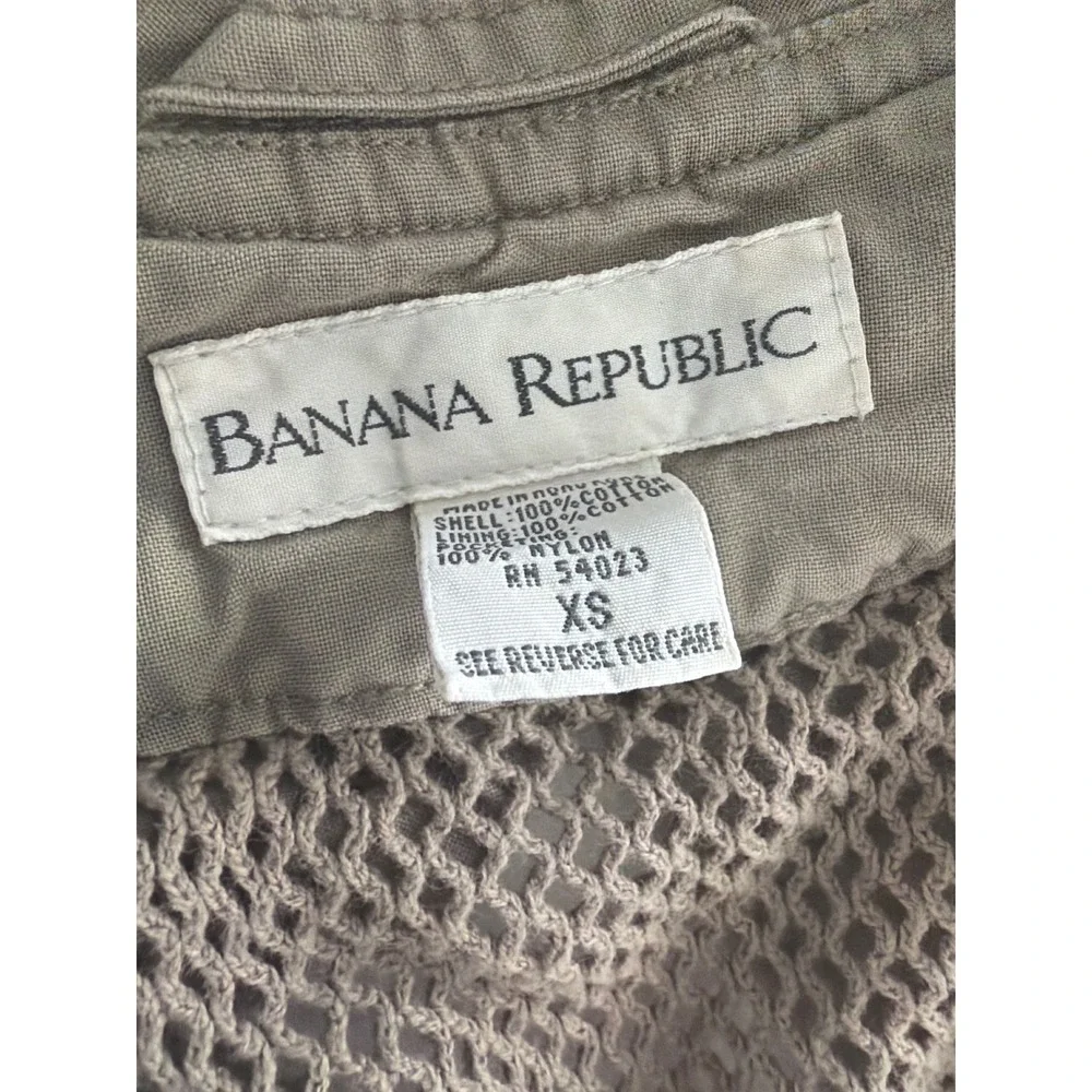 Vintage Banana Republic Safari Travel Vest Tan Multi-Pocket Utility Mens XS
